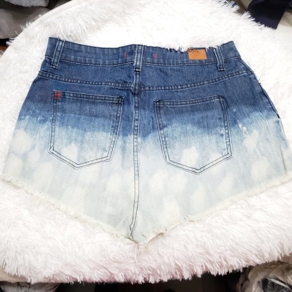 UO BDG Bleach Dipped Distressed High Waist Shorts - Picture 3 of 5
